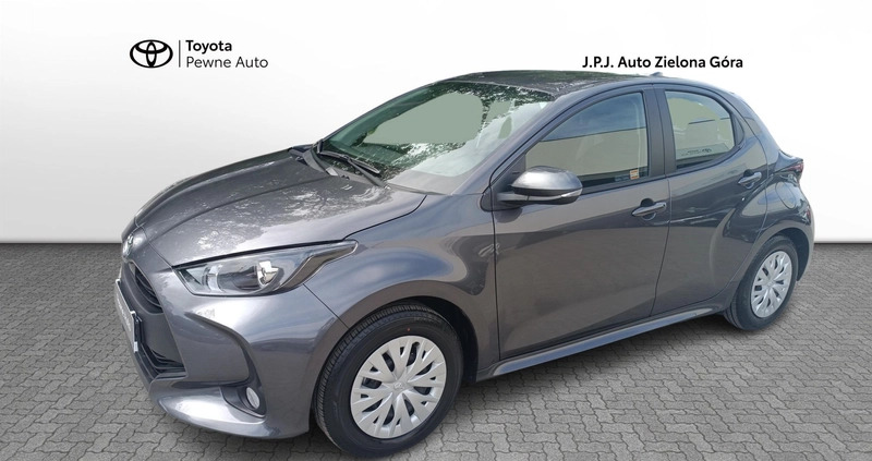 Toyota Yaris cena 75900 przebieg: 4584, rok produkcji 2023 z Szczawnica małe 211
